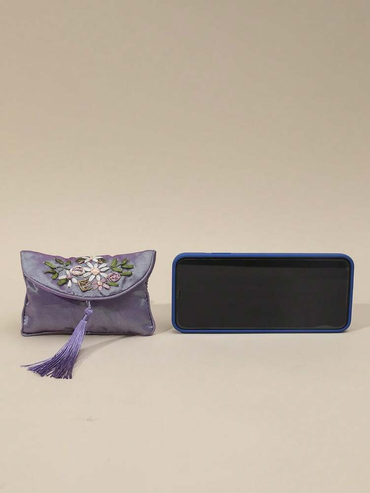 Women's Embroidered Wallet – Vintage Zip Clutch with Large Capacity | Flower Embroidery & Tassel Design