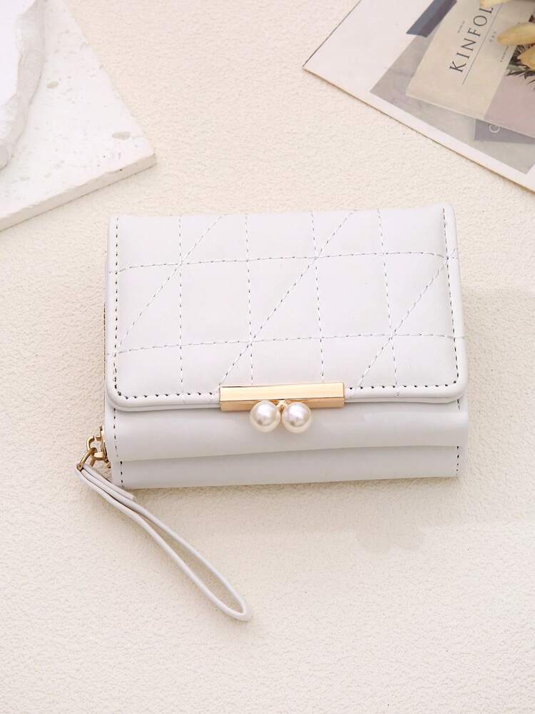 Women’s Quilted Faux Pearl Clip Wallet – 2-in-1 Rhombic Pattern Coin & Card Holder with Wrist Strap